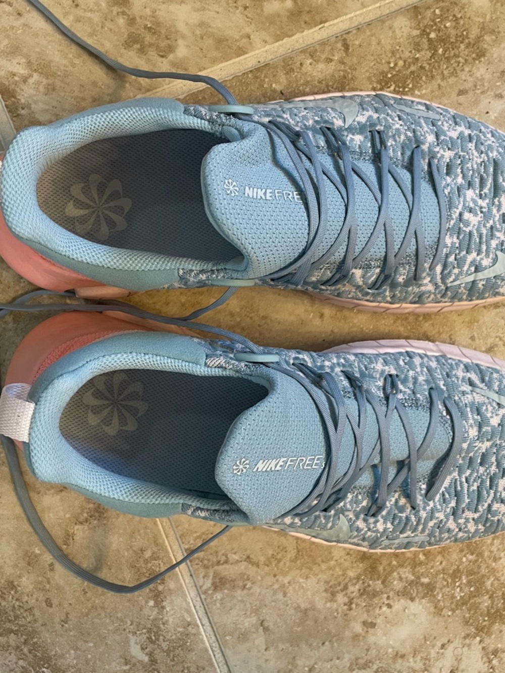 Nike Women's Light Blue Knit Athletic Running Shoes with Coral Heel